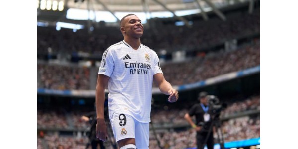 Narudžbe i prodaja dresova Real Madrida broj 9 rastu Narudžbe i prodaja dresova Real Madrida broj 9 rastu
